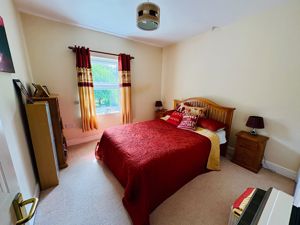 Bedroom- click for photo gallery